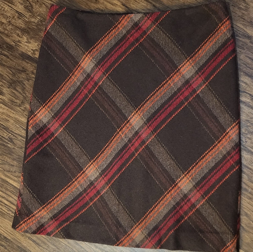 Women's Talbots Red And Brown Fully Lined Wool Blend Plaid Skirt Size 14